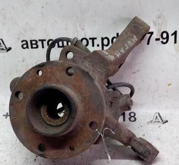 Renault Megane I (1995—1999) для Кулак поворотный передний правый