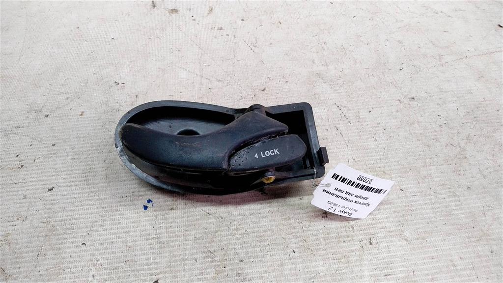 Ford Focus I (1998—2004) для Крючок двери задней левой