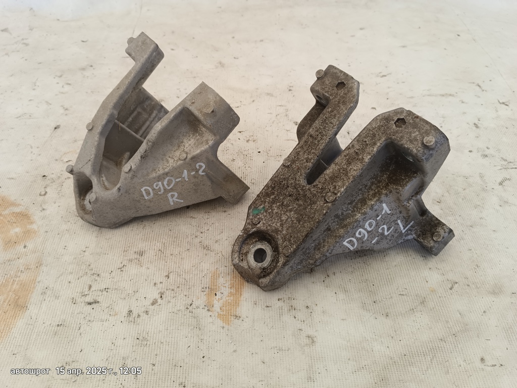 Land Rover Defender I рестайлинг (2007—2016) для Кронштейн ДВС пара