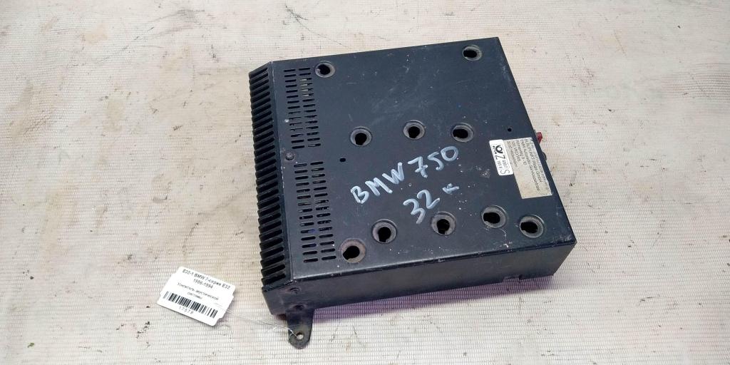 BMW 7 серия E32 (1986—1994) для Усилитель акустической системы