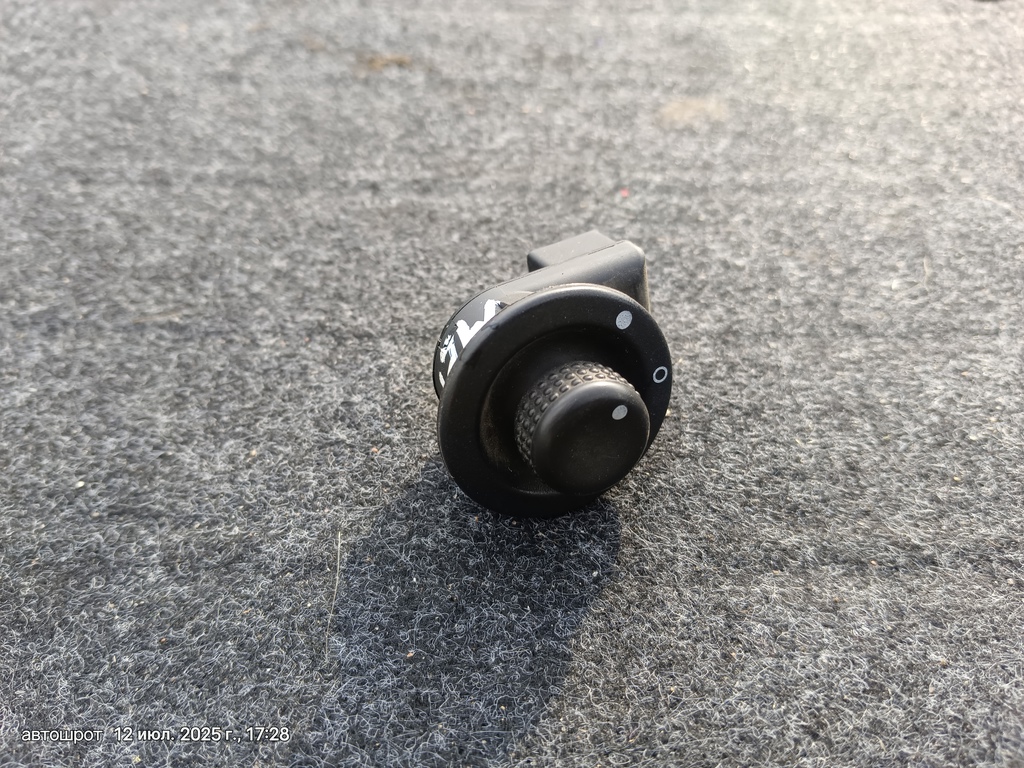 Renault Megane II (2002—2006) для Джойстик регулировки зеркал