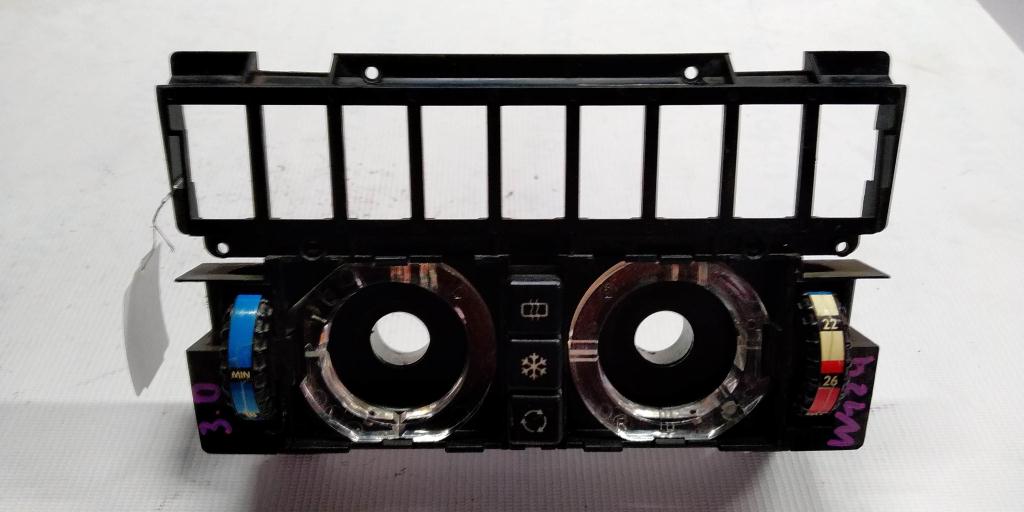 Mercedes-Benz E-класс W124/S124/C124/A124 (1984—1997) для Блок управления печкой