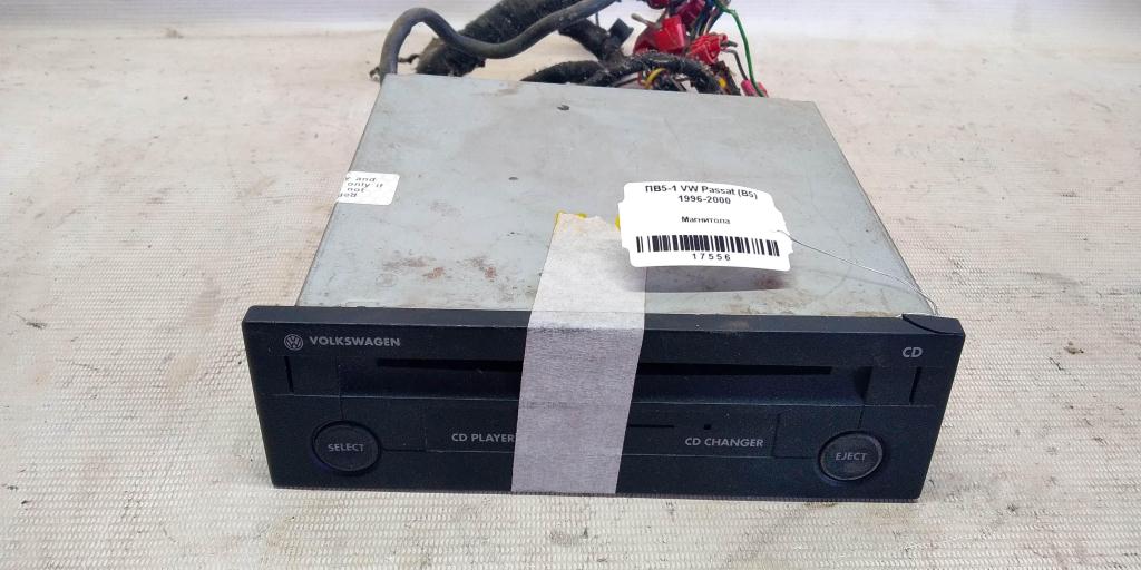 VOLKSWAGEN Passat B5 (1996—2001) для Магнитола