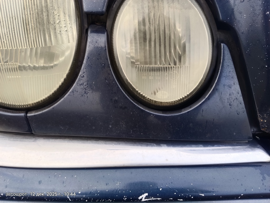 Mercedes-Benz E-класс W210/S210 (1995—1999) для Планка под фару правую