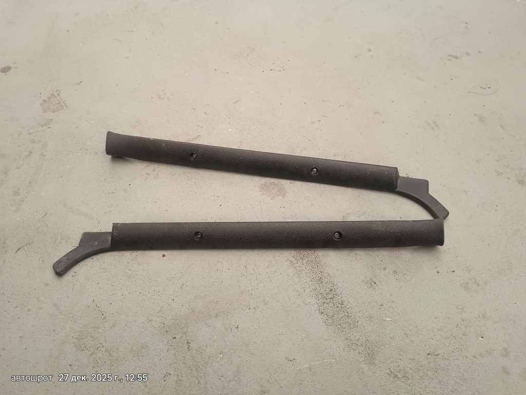 Land Rover Defender I рестайлинг (2007—2016) для Накладка на стойку лобового стекла пара