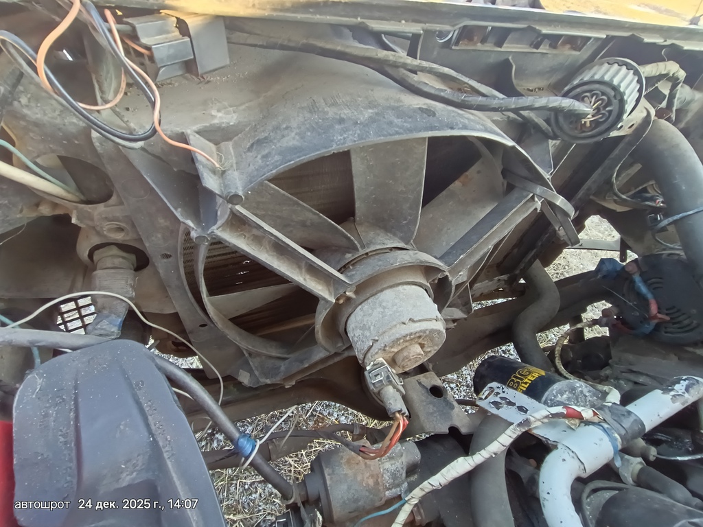 VOLKSWAGEN Vento I (1991—1998) для Вентилятор радиатора ДВС