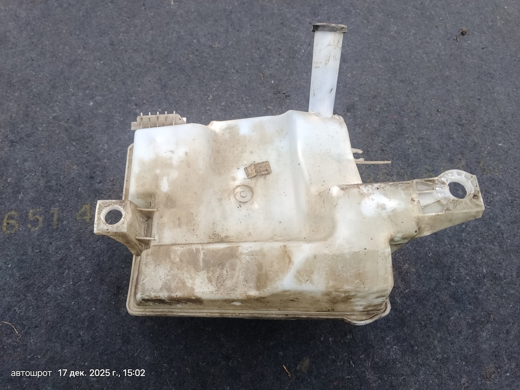 Ford Focus III (2011—2015) для Бачок омывателя лобового стекла