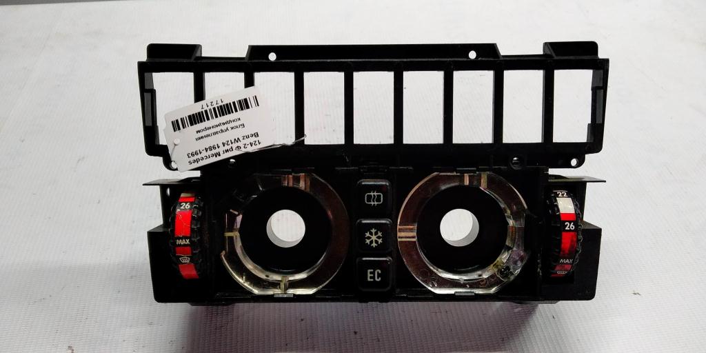 Mercedes-Benz E-класс W124/S124/C124/A124 (1984—1997) для Блок управления кондиционером