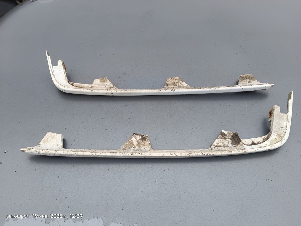 Nissan Vanette II (1985—1994) для Планка под фару км-т