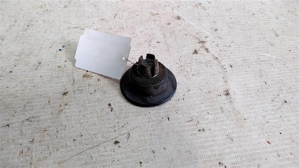 VOLKSWAGEN Golf Mk2 (1983—1992) для Крепление бампера переднего