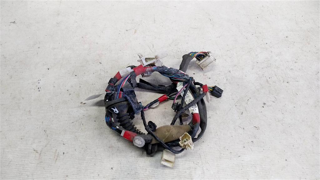 Toyota RAV4 II (2000—2003) для Проводка двери передней левой