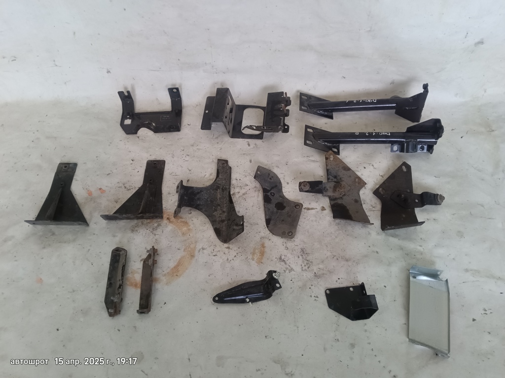 Land Rover Defender I рестайлинг (2007—2016) для Кронштейн