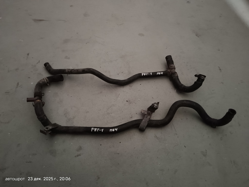 Toyota Hiace Regius I (1997—1999) для Патрубок радиатора печки пара