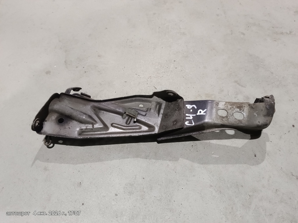 Audi 100 C4 (1990—1994) для Замок капота