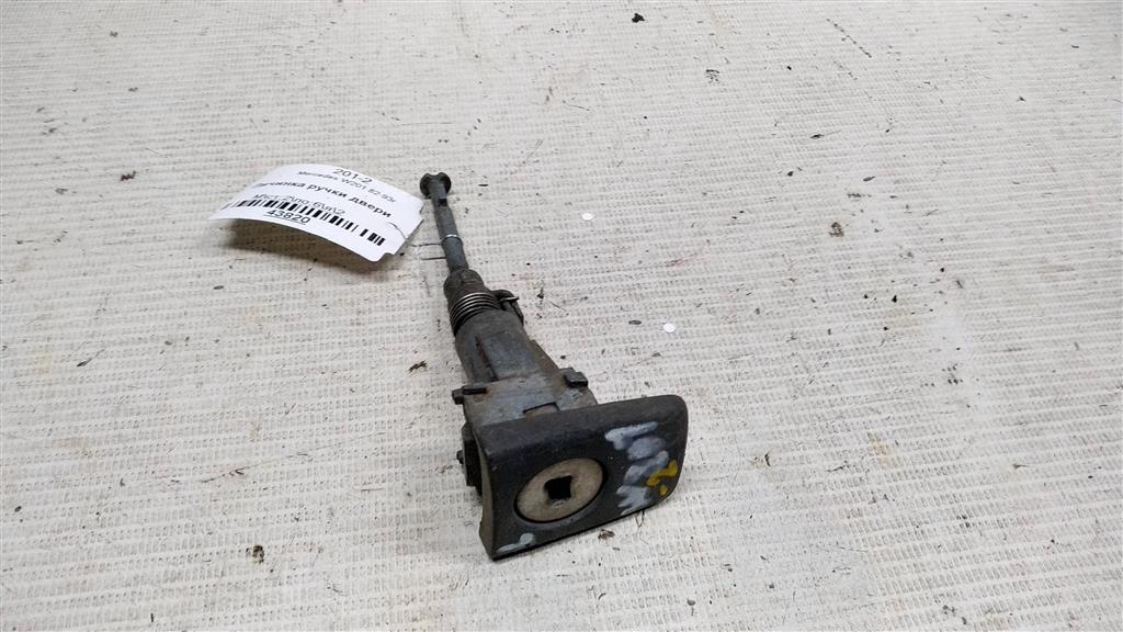 Mercedes-Benz 190 (W201) W201 (1982—1993) для Личинка ручки двери