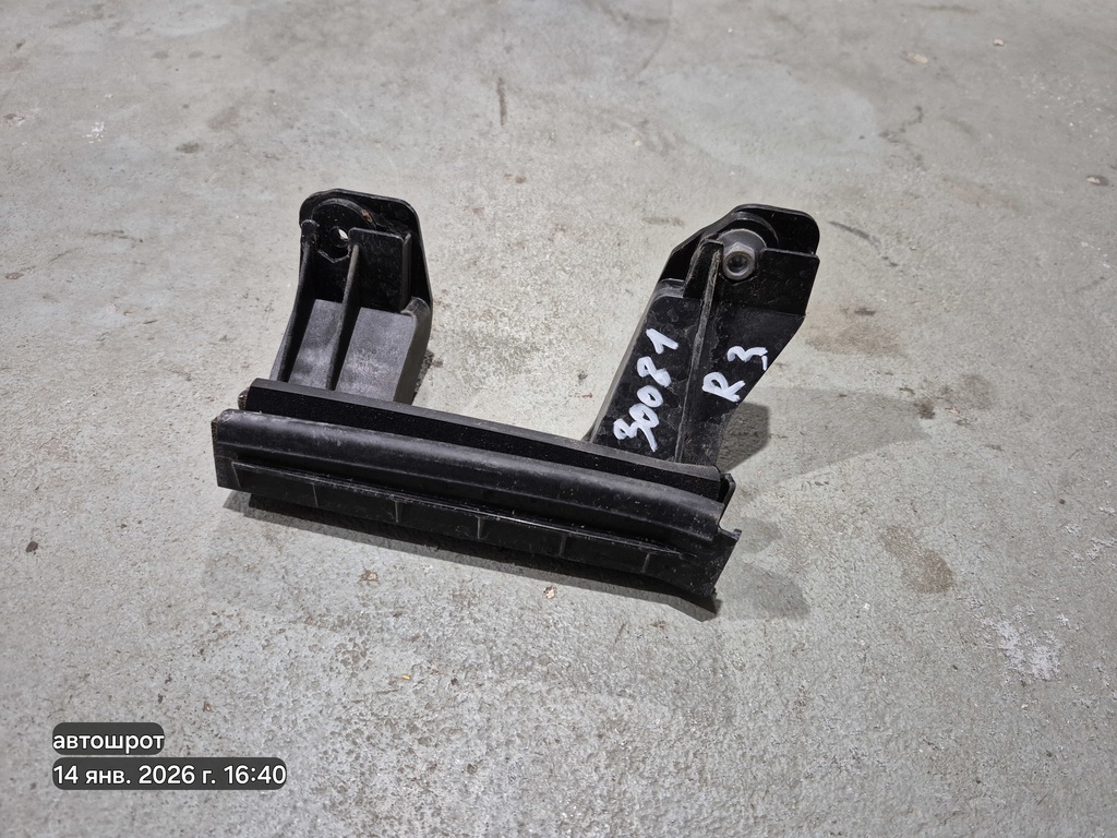 Peugeot 3008 I рестайлинг (2013—2016) для Направляющая стекла двери задней правой