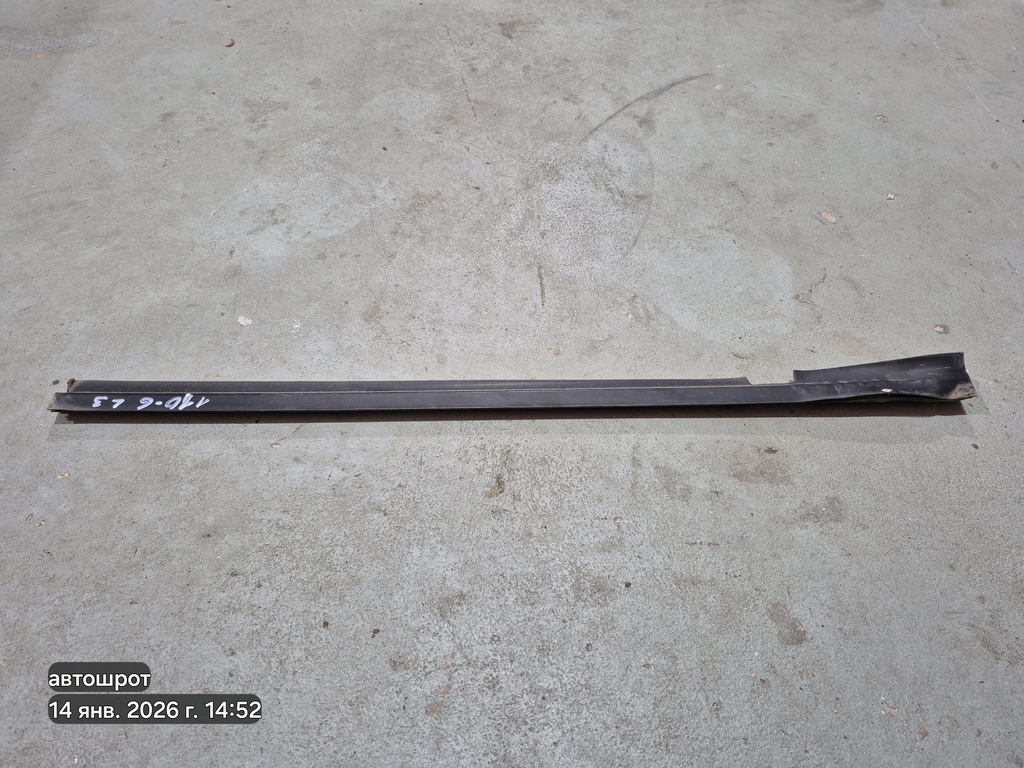 Land Rover Defender I рестайлинг (2007—2016) для Резинка стекла двери задней левой