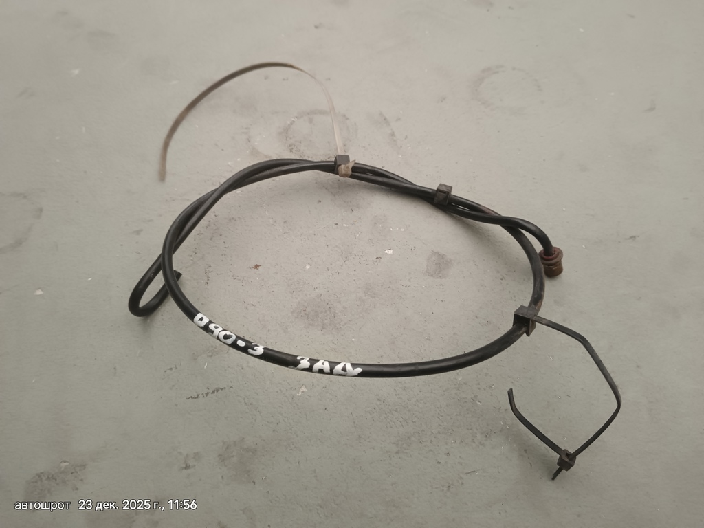 Land Rover Defender I рестайлинг (2007—2016) для Трубка сапуна моста заднего