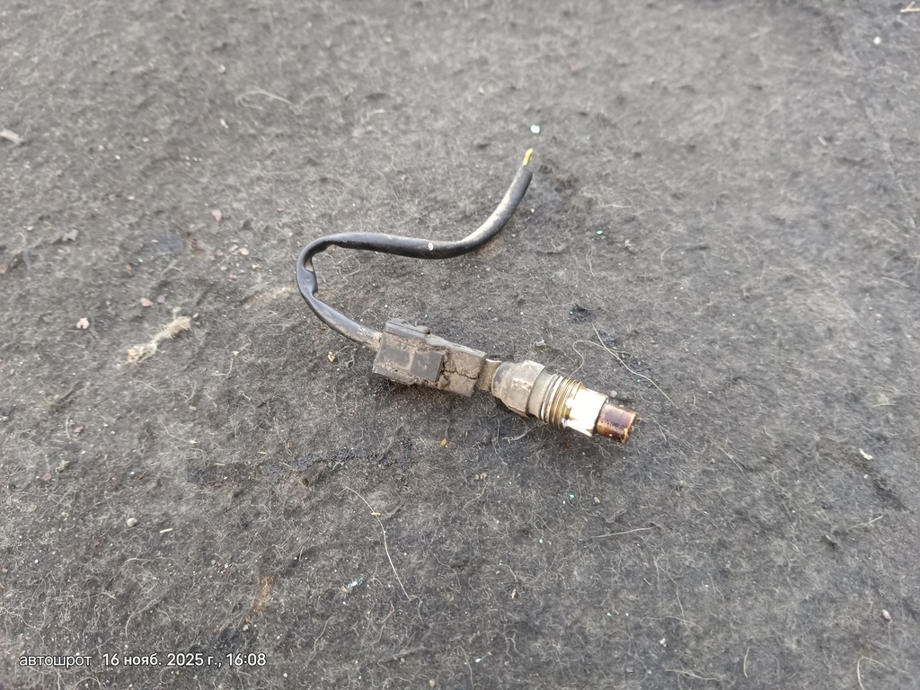 Nissan Sunny B14 (1994—1999) для Датчик температуры