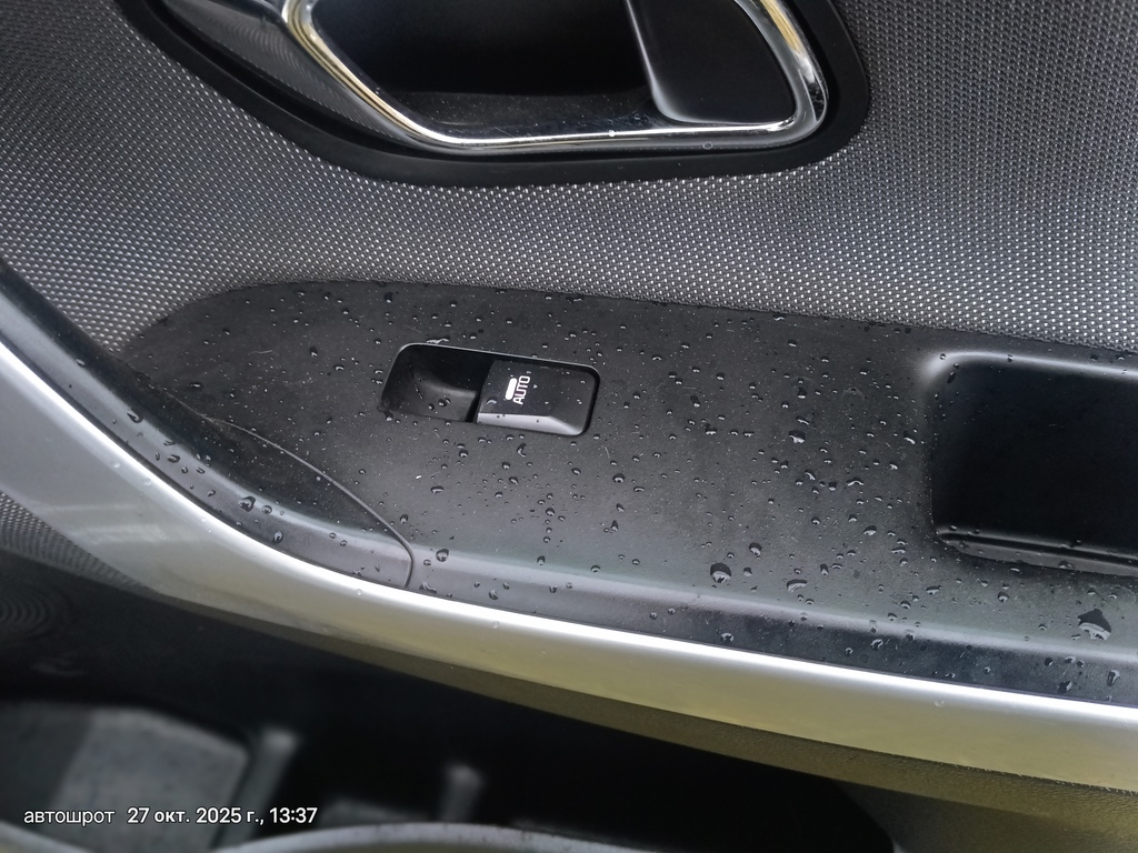 KIA Ceed JD (2012—2015) для Кнопка ЭСП переднего