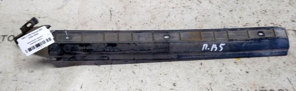 VOLKSWAGEN Passat B5 (1996—2001) для Крепление бампера заднего левое