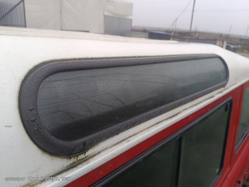 Land Rover Defender I (1983—2007) для Стекло кузовное глухое правое