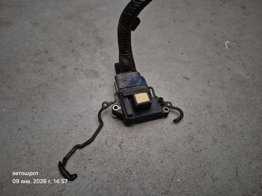 Nissan Sunny B14 (1994—1999) для Коммутатор