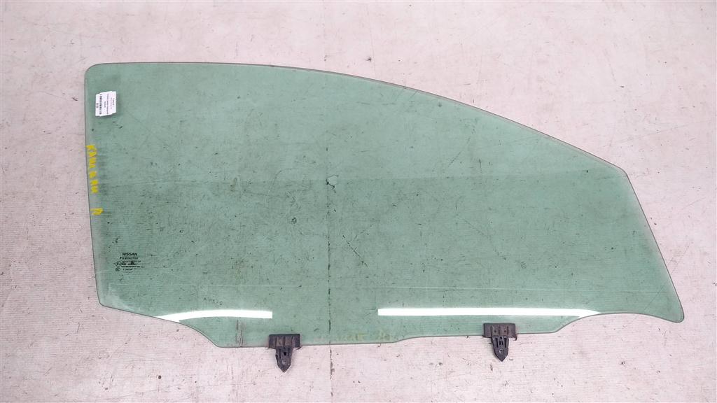 Nissan Qashqai I (2006—2010) для Стекло двери передней правой