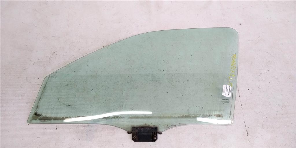 Ford Mondeo I (1993—1996) для Стекло двери передней левой