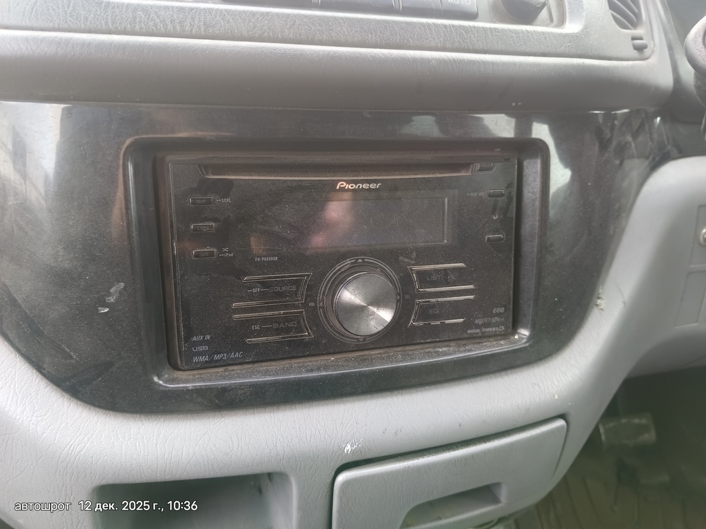 Toyota Hiace Regius I (1997—1999) для Магнитола