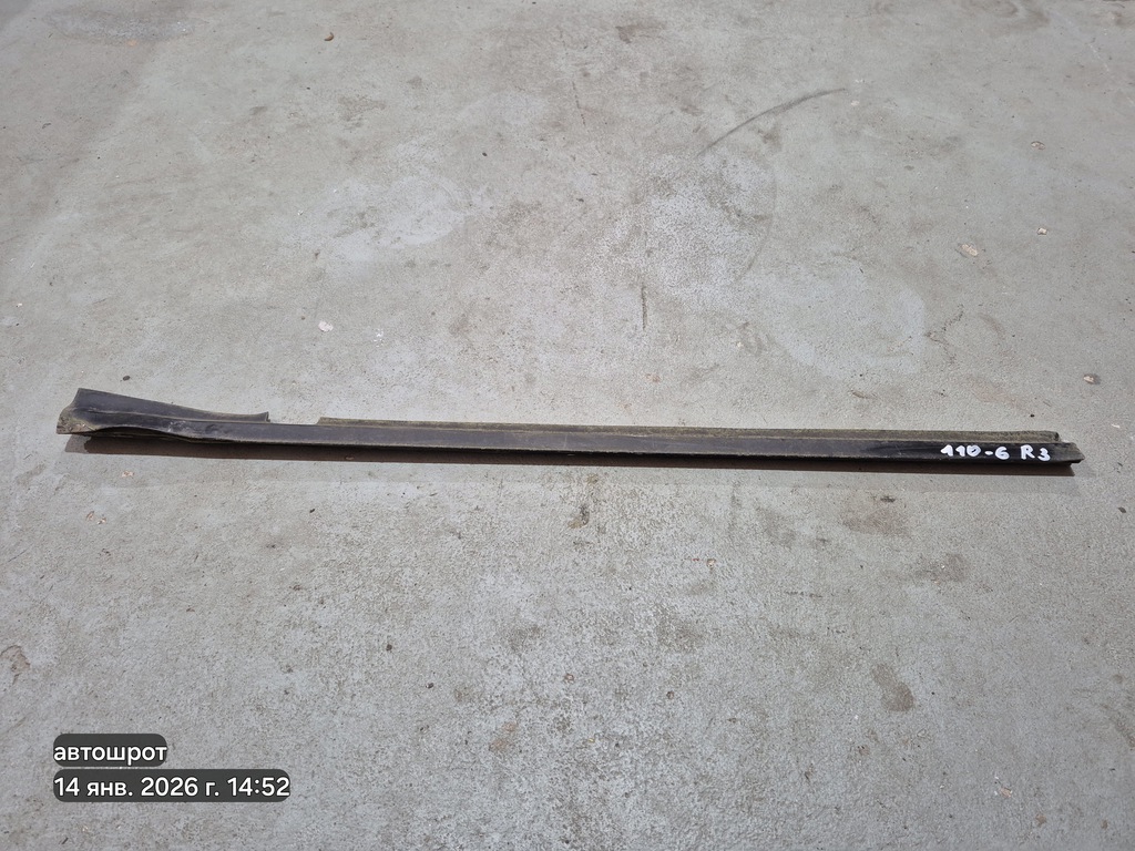 Land Rover Defender I рестайлинг (2007—2016) для Резинка стекла двери задней правой