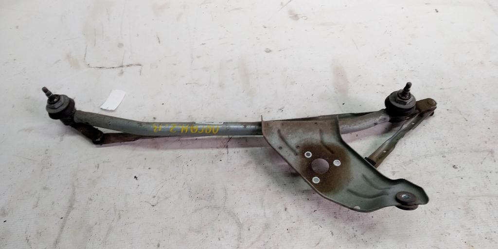 Renault Logan I рестайлинг (2009—2015) для Трапеция стеклоочистителя