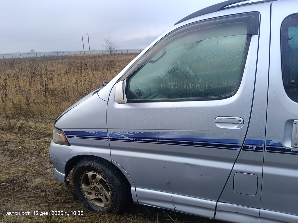 Toyota Hiace Regius I (1997—1999) для Дверь передняя левая