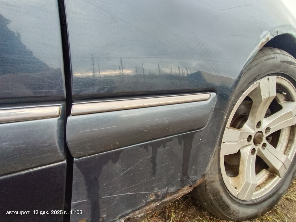 Mercedes-Benz E-класс W210/S210 (1995—1999) для Молдинг крыла переднего правого