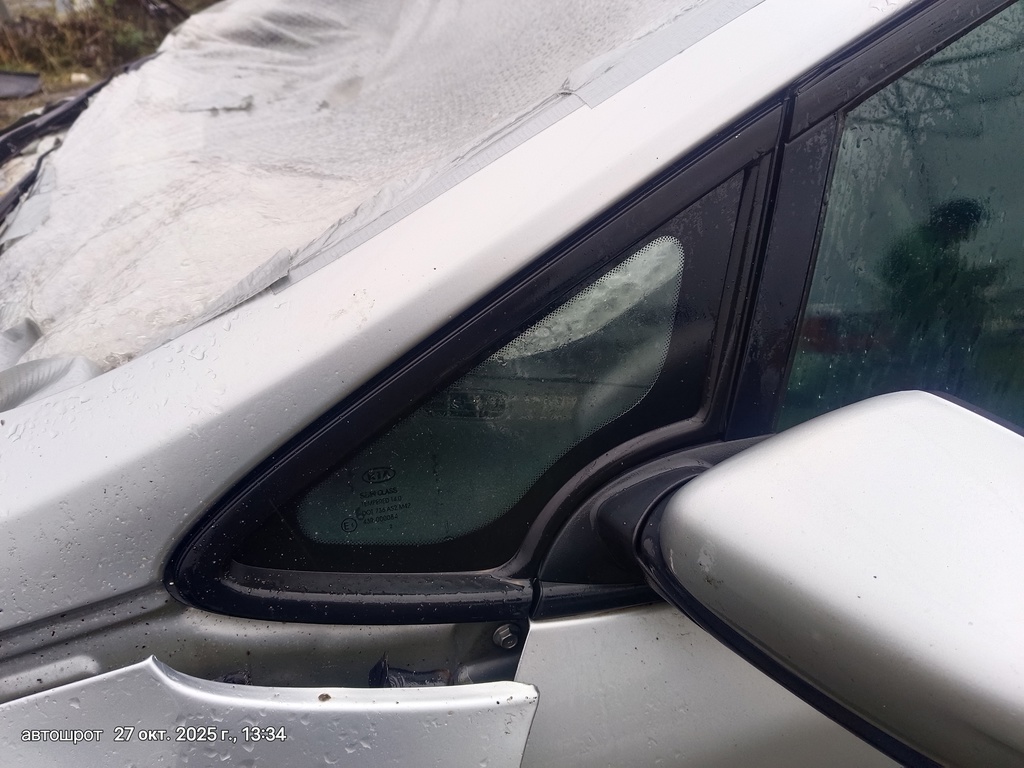 KIA Ceed JD (2012—2015) для Стекло двери передней левой (форточка)