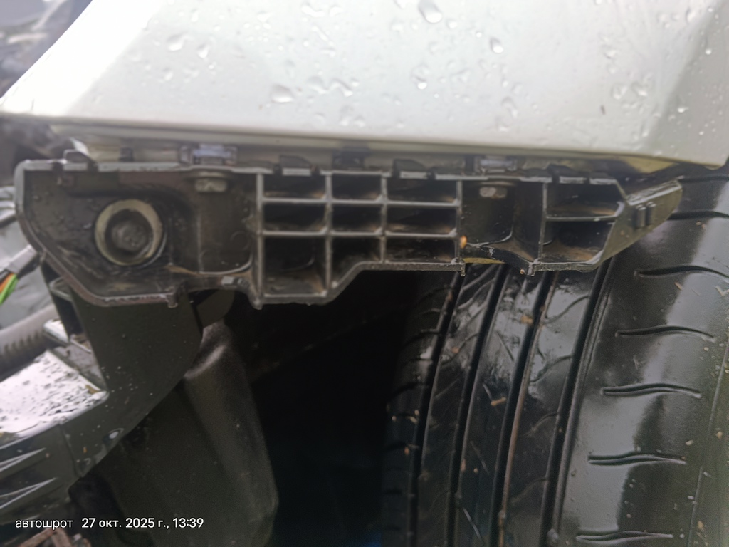 KIA Ceed JD (2012—2015) для Крепление бампера переднего левое