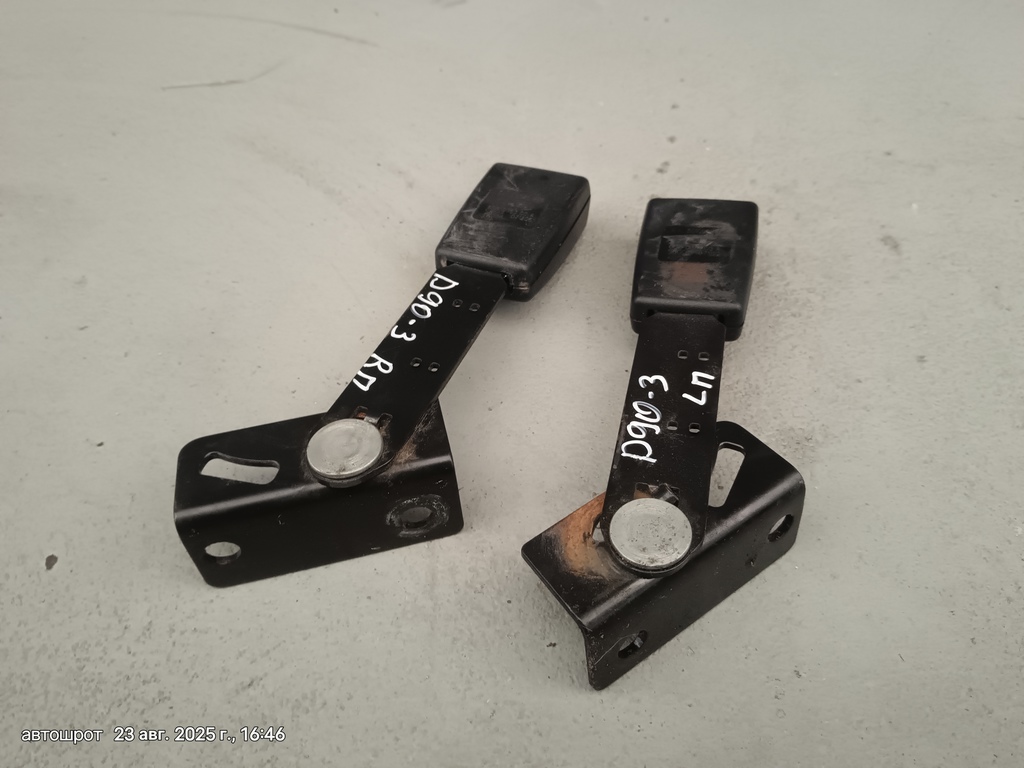 Land Rover Defender I рестайлинг (2007—2016) для Ответная часть ремня безопасности