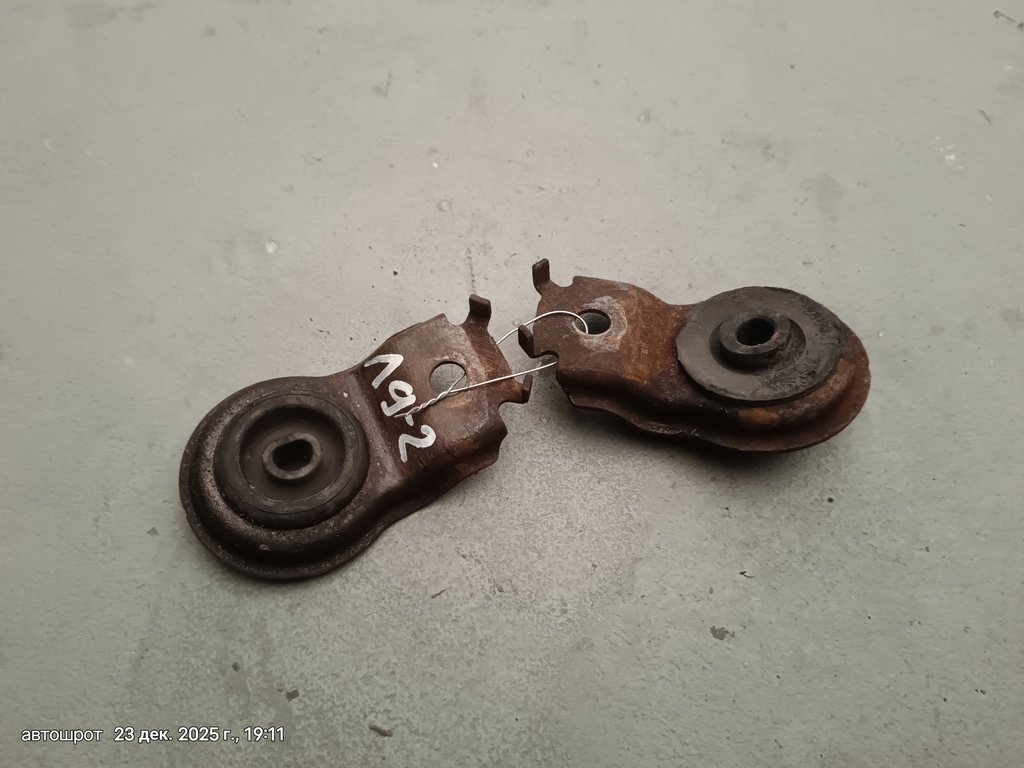 Mitsubishi Lancer IX (2000—2007) для Крепление радиатора