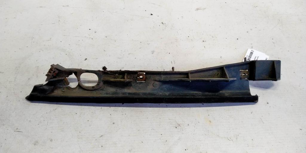 Opel Omega A (1984—1994) для Крепление бампера переднего левое