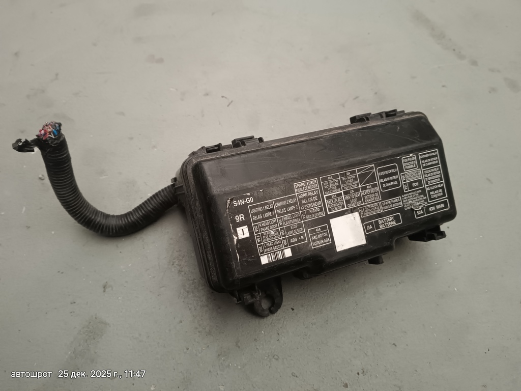 Honda HR-V GH (1998—2001) для Блок предохранителей