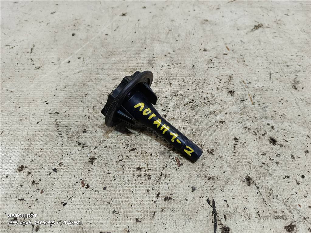 Renault Logan I (2004—2009) для Крепление запасного колеса