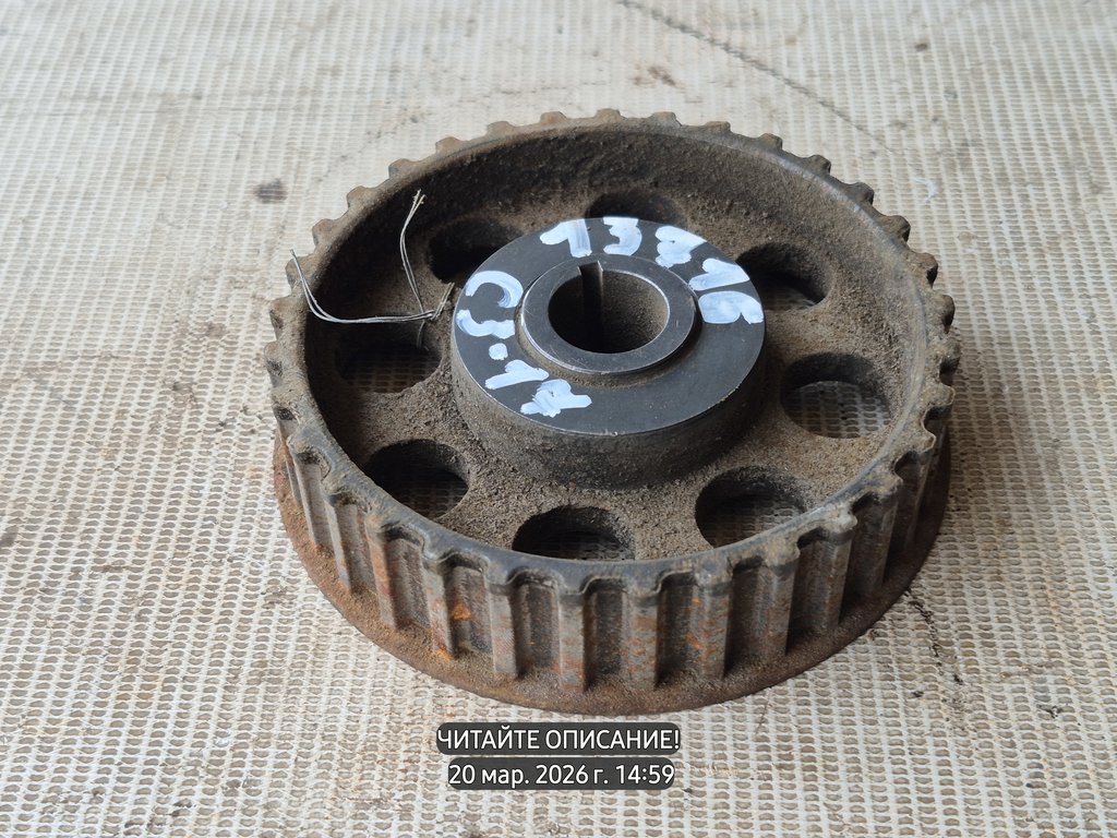 Audi 100 C3 (1982—1988) для Шестерня привода ТНВД