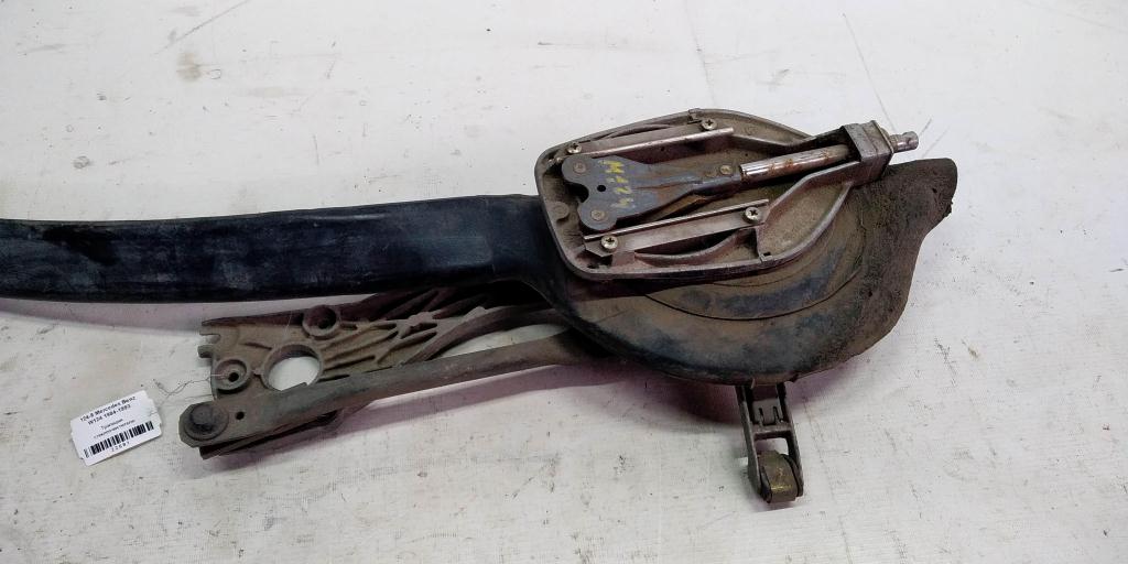 Mercedes-Benz E-класс W124/S124/C124/A124 (1984—1997) для Трапеция стеклоочистителя