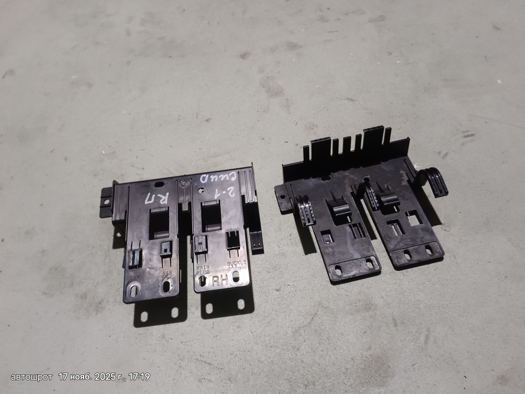 KIA Ceed JD (2012—2015) для Крепление разъемов