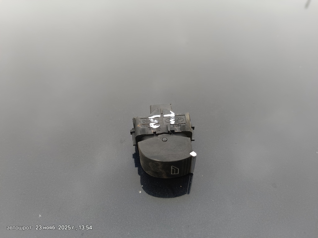 Ford Focus III (2011—2015) для Кнопка ЭСП заднего