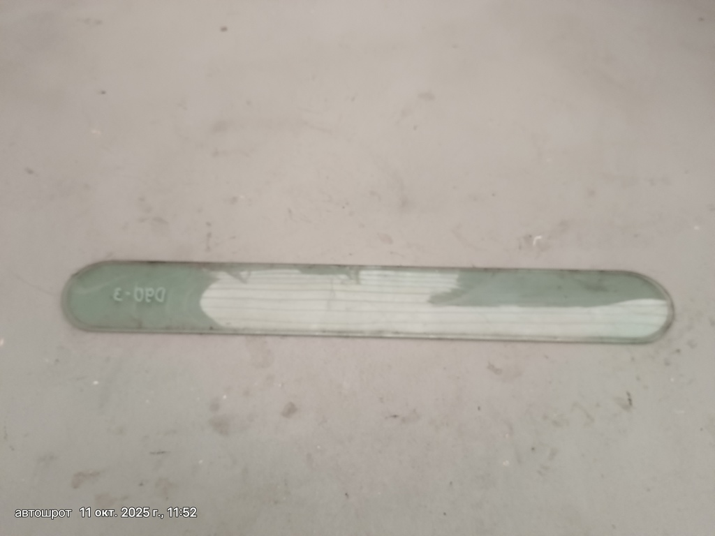 Land Rover Defender I рестайлинг (2007—2016) для Стекло кузовное глухое правое