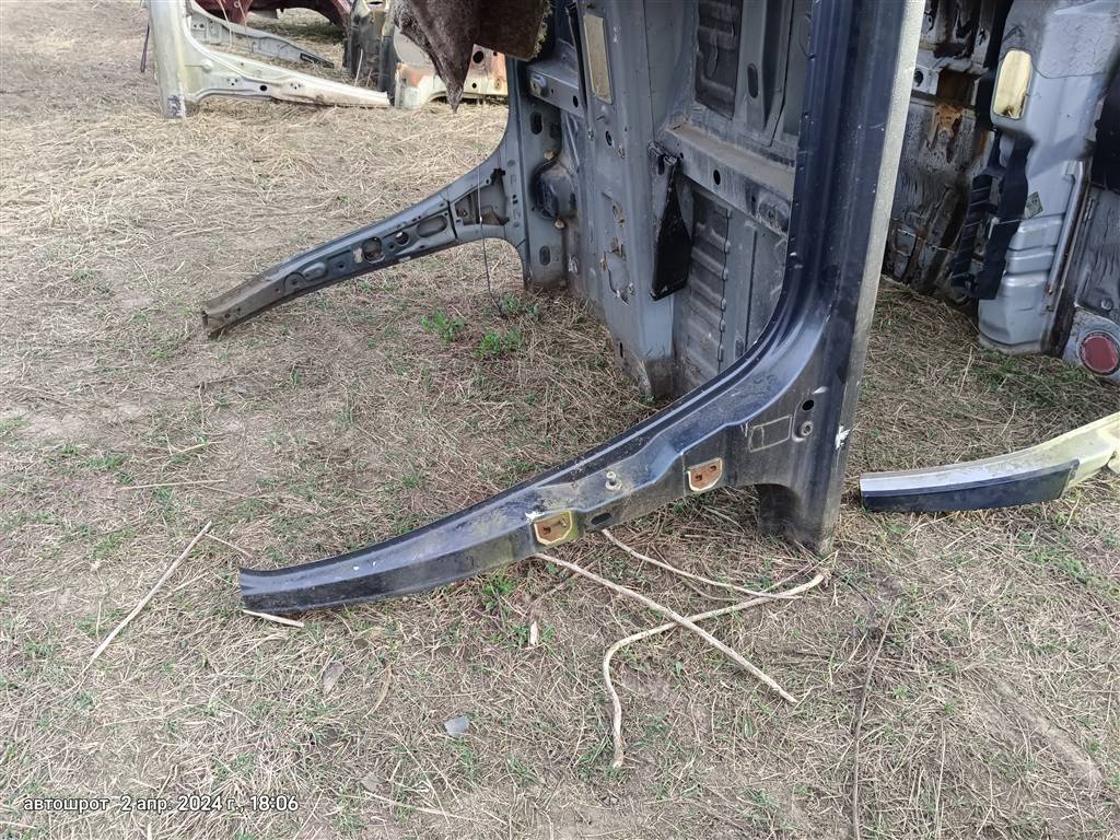 Renault Logan I (2004—2009) для Порог со стойкой правый