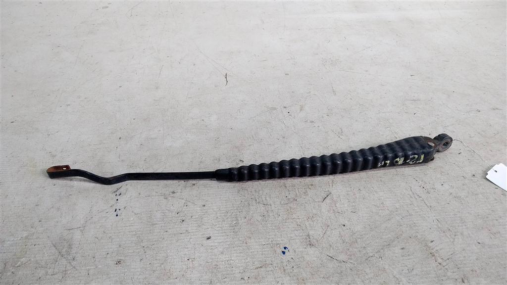 VOLKSWAGEN Golf Mk2 (1983—1992) для Поводок стеклоочистителя передний левый