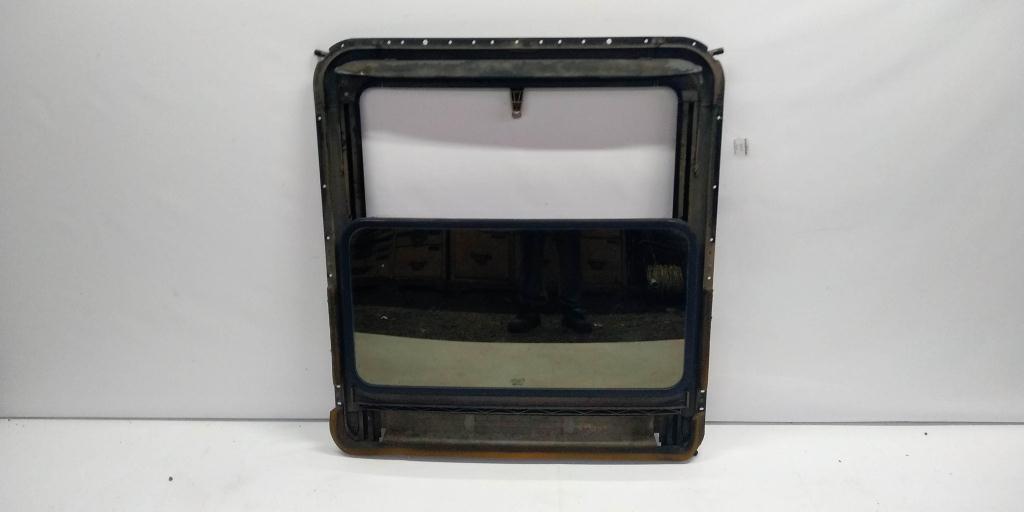 Opel Omega A (1984—1994) для Люк в сборе механический