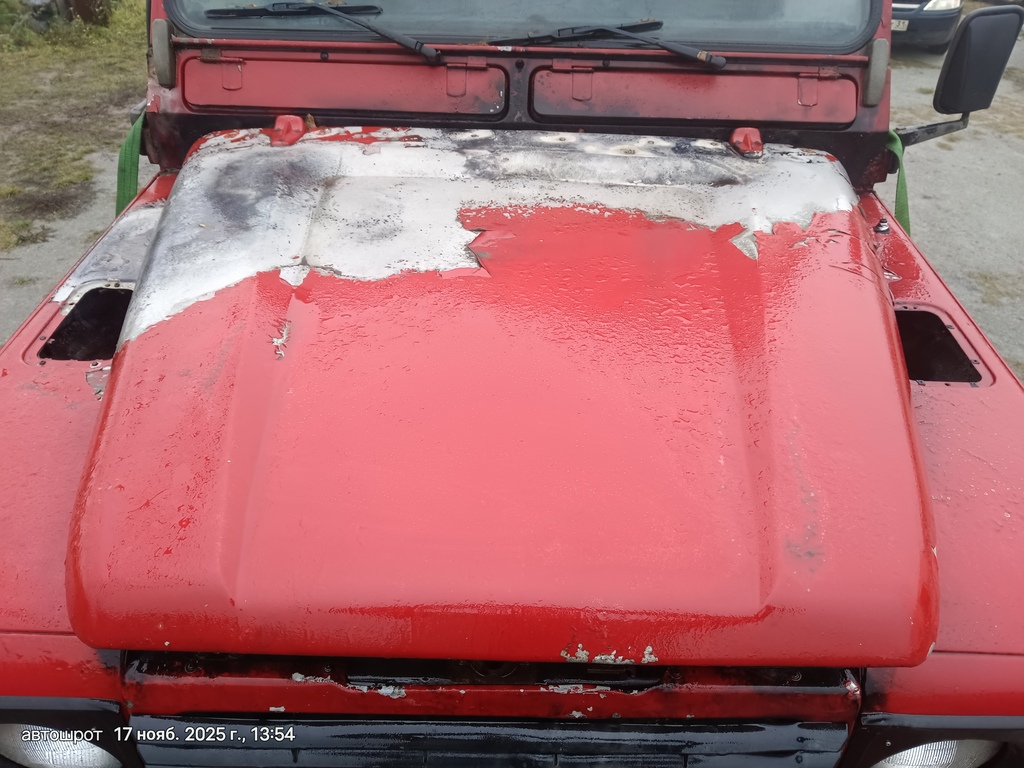 Land Rover Defender I (1983—2007) для Капот